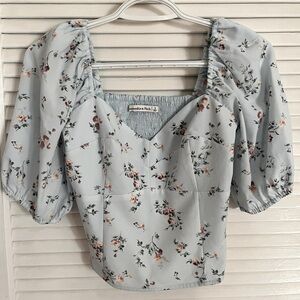 Abercrombie Blue floral blouse small